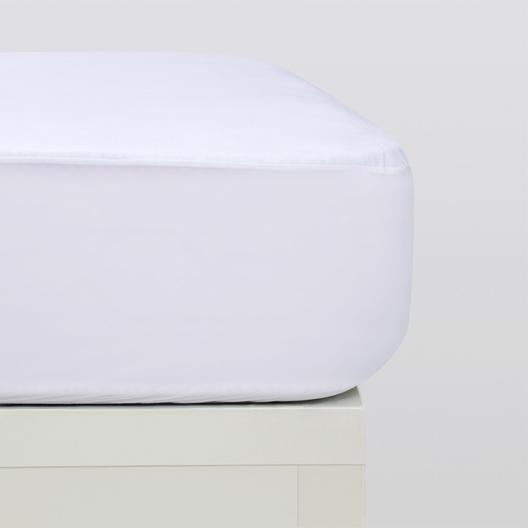 Oferta de Protector colchón tencel blanco impermeable por 16,7€ en 10xDIEZ