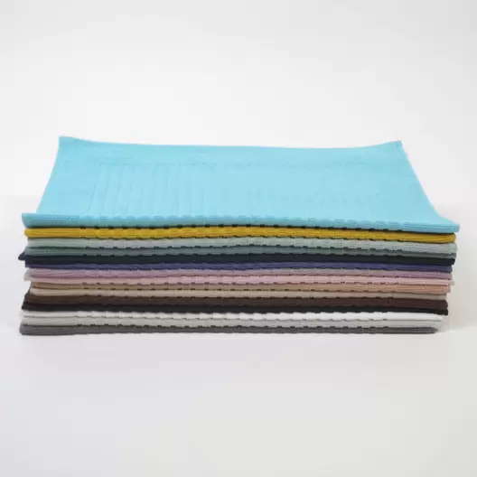 Oferta de Alfombra de baño malta por 5,9€ en 10xDIEZ