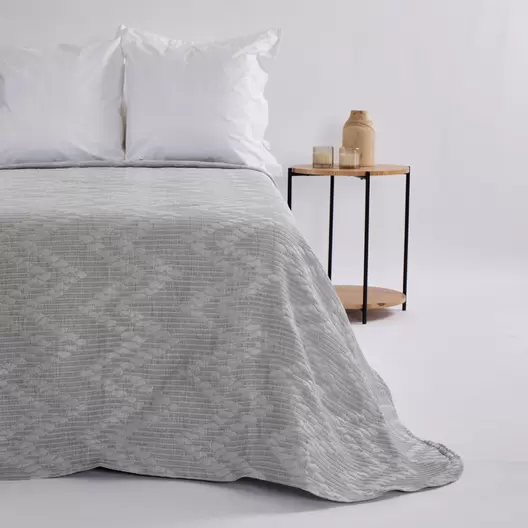 Oferta de Colcha jacquard 1359 gris por 37,95€ en 10xDIEZ