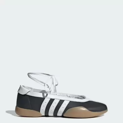 Oferta de Zapatilla Taekwondo Mei por 100€ en Adidas