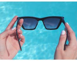 Oferta de Gafas de sol cat eye punta negra por 10€ en Ale-Hop