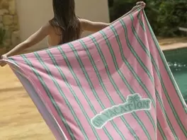 Oferta de Toalla Doble - On Vacation por 15€ en Ale-Hop
