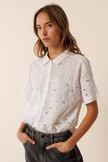 Oferta de CAMISA COMBINADA BORDADOS por 89,9€ en Indi & Cold
