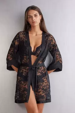 Oferta de Kimono Encaje y Raso The Art of Romance por 69,9€ en Intimissimi