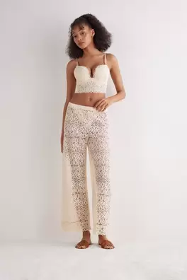 Oferta de Pantalones Largos de Encaje Italian Riviera por 49€ en Intimissimi