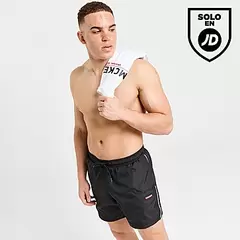 Oferta de McKenzie Pantalón corto Core por 10€ en JD Sports