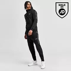 Oferta de McKenzie Joggers Essential Tape por 20€ en JD Sports