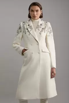 Oferta de Tailored Wool Blend Embellished Double Breasted Midi Coat por 506,35€ en Karen Millen