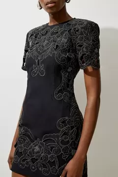 Oferta de Cotton Quilted Cutwork Beaded Woven Mini Dress por 228€ en Karen Millen