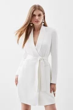 Oferta de Tailored Tuxedo Wrap Mini Dress por 179€ en Karen Millen