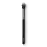 Oferta de Face 17 highlighter brush por 14,99€ en KIKO MILANO