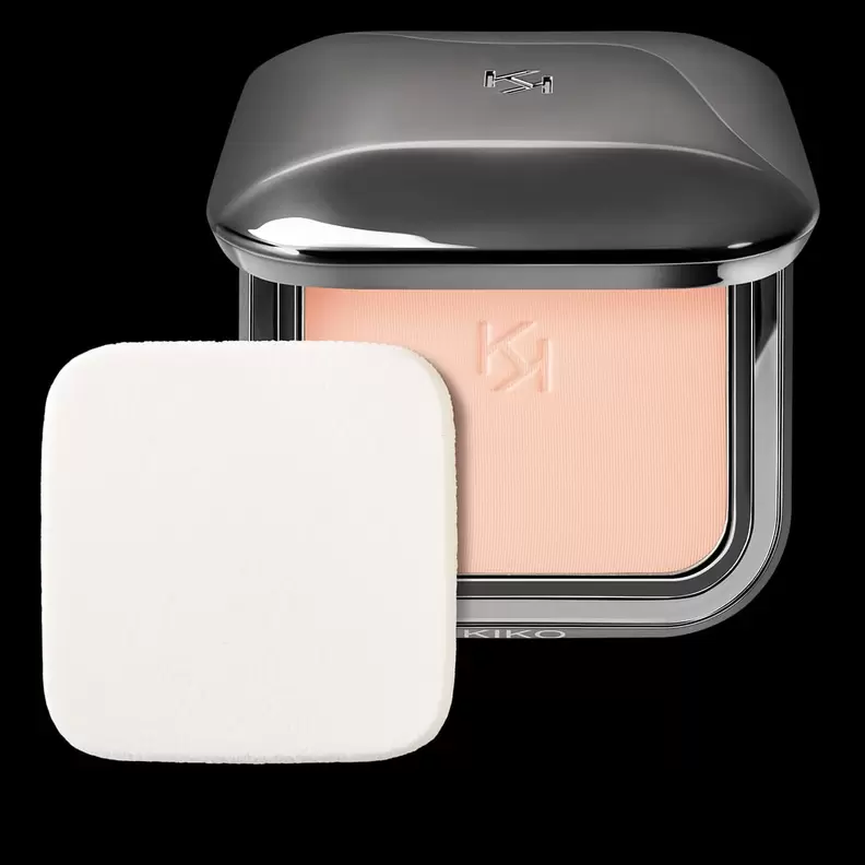 Oferta de Weightless Perfection Wet And Dry Powder Foundation por 14,99€ en KIKO MILANO