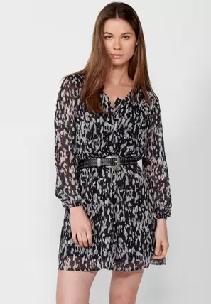 Oferta de Vestido corto de manga larga con Escote pico y botones y Estampado abstracto sobre tejido de mini rayas de lurex color Negro para Mujer por 49,99€ en Koröshi