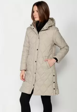 Oferta de Chaqueta parka larga acolchada con Cierre delantero con cremallera y solapa color Camel para Mujer por 99,99€ en Koröshi