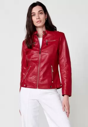 Oferta de Chaqueta Cazadora de efecto piel de manga larga con Cuello redondo y Cierre delantero con cremallera de color Rojo para Mujer por 69,99€ en Koröshi