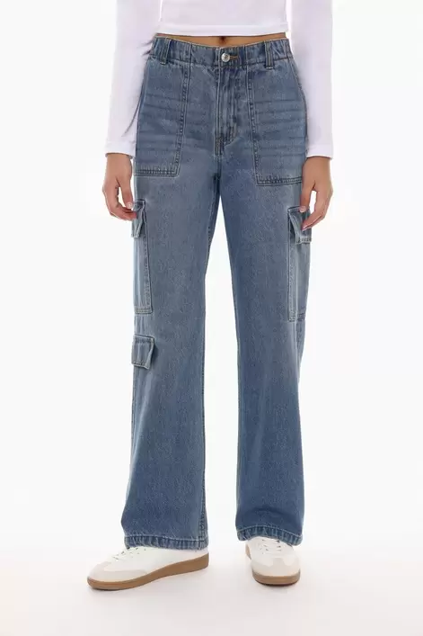 Oferta de Jeans cargo por 19,99€ en Lefties