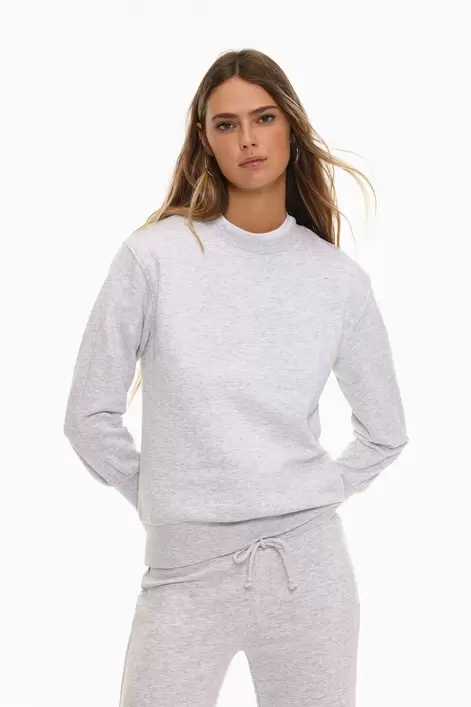 Oferta de Sudadera de chándal básica por 7,99€ en Lefties