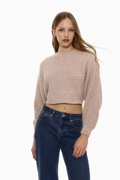 Oferta de Jersey cropped chenilla por 15,99€ en Lefties