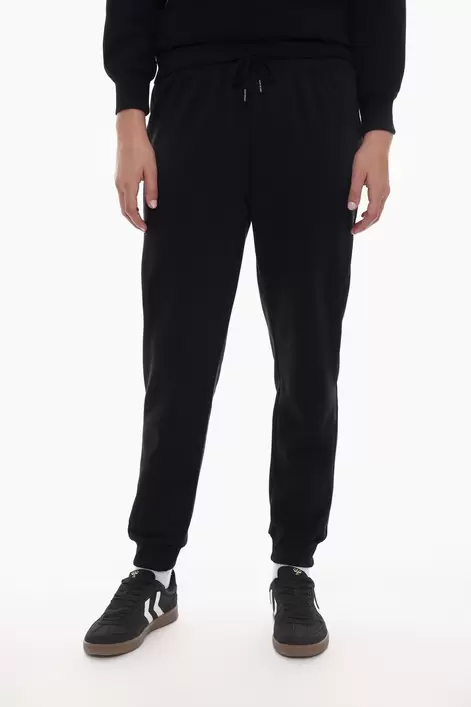 Oferta de Pantalón de chándal por 7,99€ en Lefties