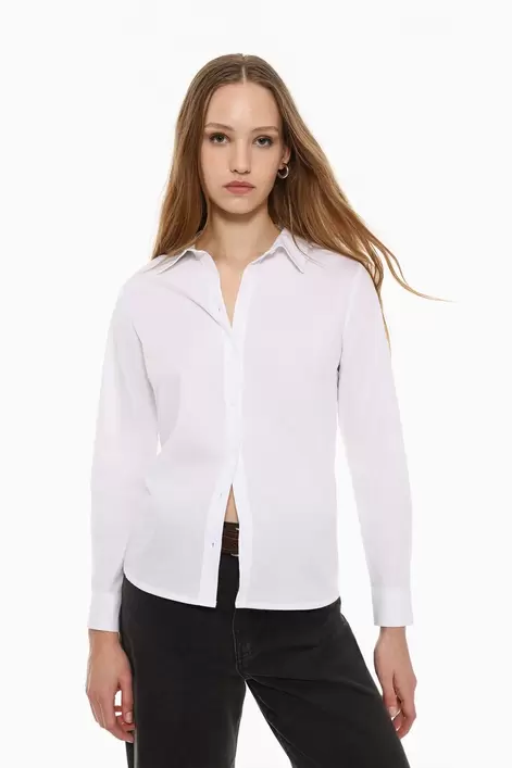 Oferta de Camisa básica popelin por 9,99€ en Lefties