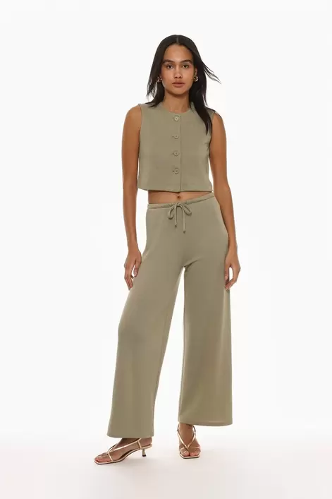 Oferta de Pantalón cintura cordón por 12,99€ en Lefties