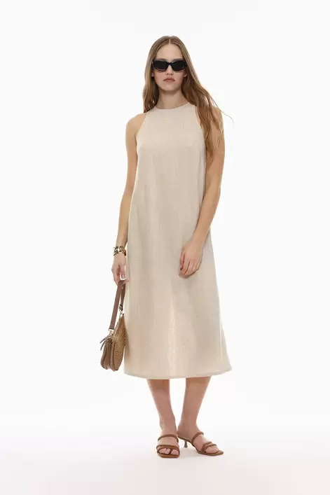 Oferta de Vestido midi rústico por 19,99€ en Lefties