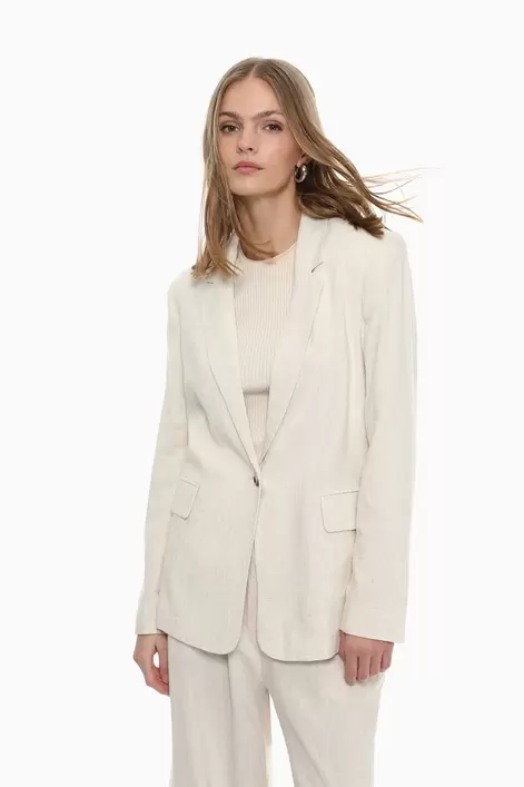 Oferta de Blazer rústica fluida por 25,99€ en Lefties