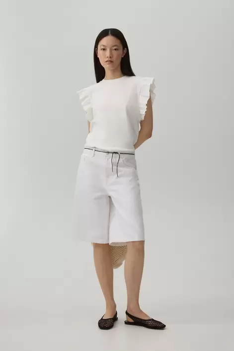 Oferta de Camiseta volantes por 7,99€ en Lefties