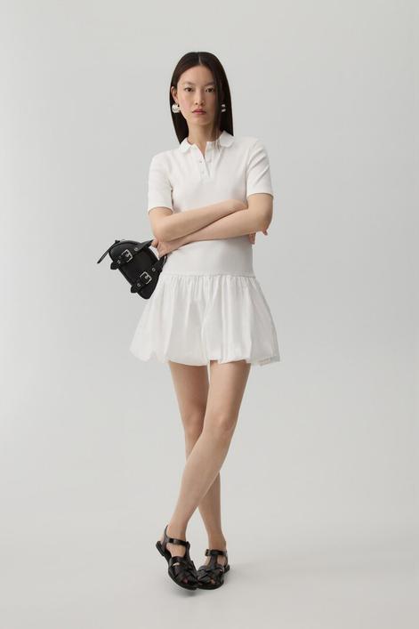 Oferta de Vestido falda globo por 19,99€ en Lefties