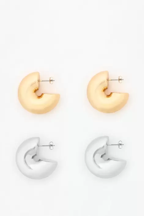 Oferta de Pendientes aro volumen por 3,99€ en Lefties