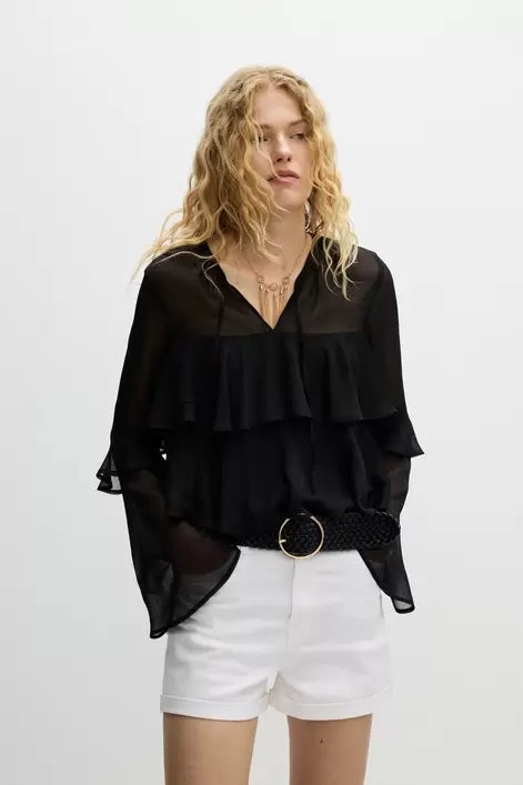 Oferta de Blusa volantes lazada por 17,99€ en Lefties