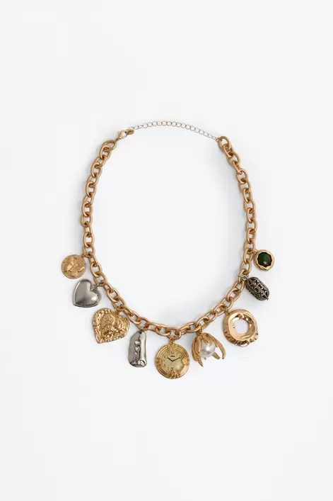 Oferta de Collar maxi charms por 9,99€ en Lefties