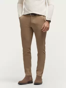 Oferta de PANTALON ELVIS CAMEL por 25,95€ en Álvaro Moreno