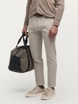 Oferta de PANTALON ESTRUCTURA BEIGE por 25,99€ en Álvaro Moreno