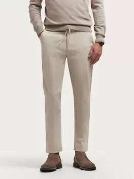 Oferta de PANTALON ARNOLD BEIGE por 22,99€ en Álvaro Moreno