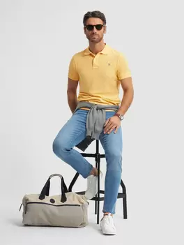 Oferta de POLO BASIC AMARILLO por 15,99€ en Álvaro Moreno