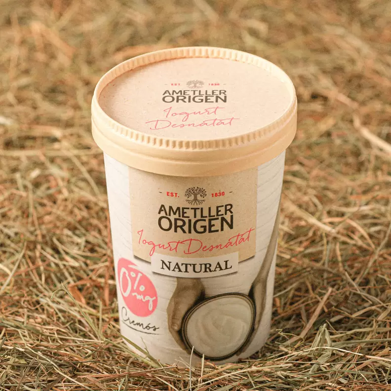 Oferta de Iogurt Desnatat Natural Cremós Ametller Origen 500gr por 2,19€ en Ametller Origen