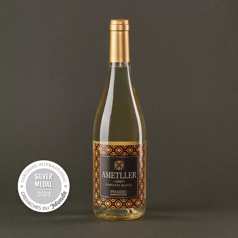 Oferta de Vi blanc garnatxa Ecològic Ametller DO Penedès 75cl por 5,49€ en Ametller Origen