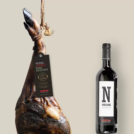 Oferta de ¡PROMOCIÓN! Paletilla selección Andreu, 4,195 kg aprox. Pieza Entera por 135€ en Andreu Xarcuteria