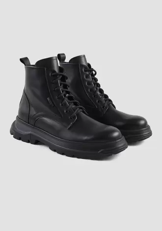 Oferta de Bota Estilo Militar «desmon» De Piel Negra por 199€ en Antony Morato