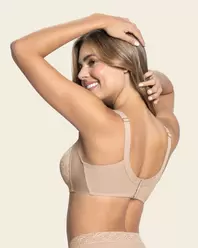 Oferta de Wireless Comfy Control Bra in Lace por 30€ en Leonisa