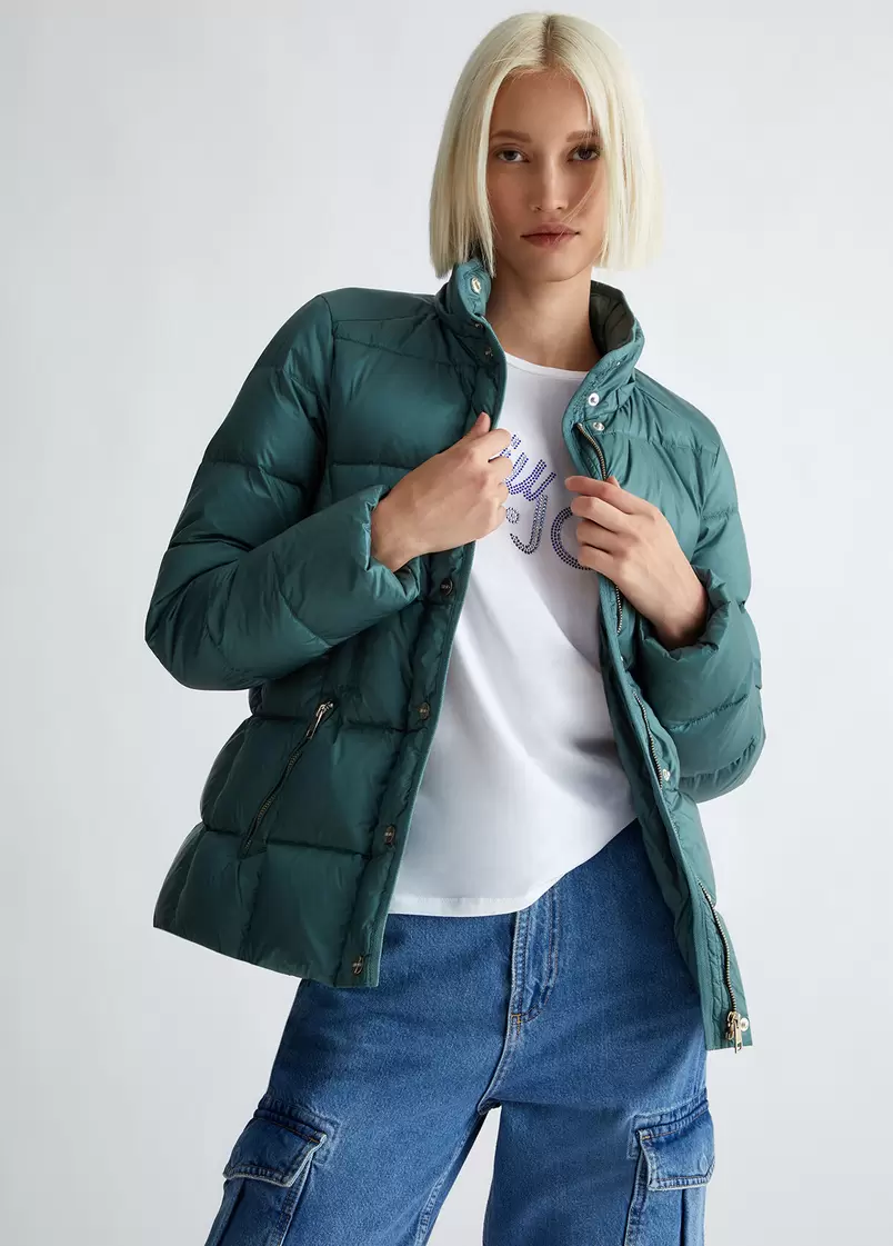 Oferta de Chaqueta acolchada con cinturón por 241,5€ en Liu Jo