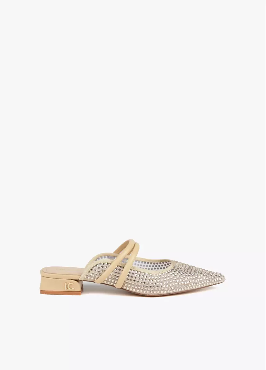 Oferta de Zapato destalonado en "mesh" con brillantes por 139€ en Lola Casademunt