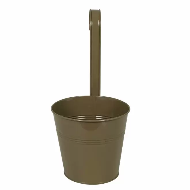 Oferta de Jardinière pot en métal gris anthracite por 4,99€ en Maisons du Monde