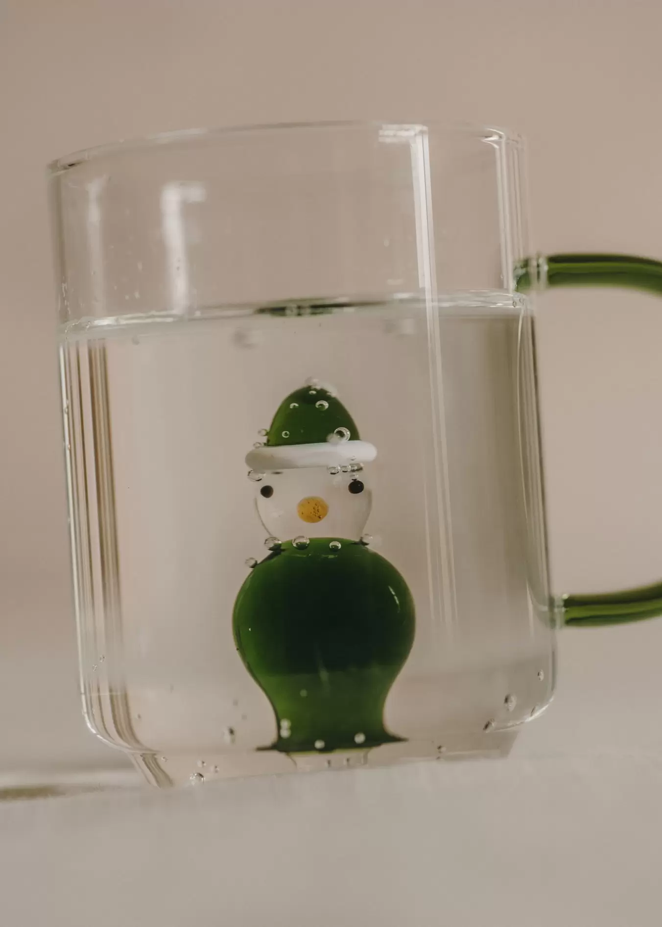 Oferta de Taza borosilicato muñeco de nieve por 7,99€ en MANGO