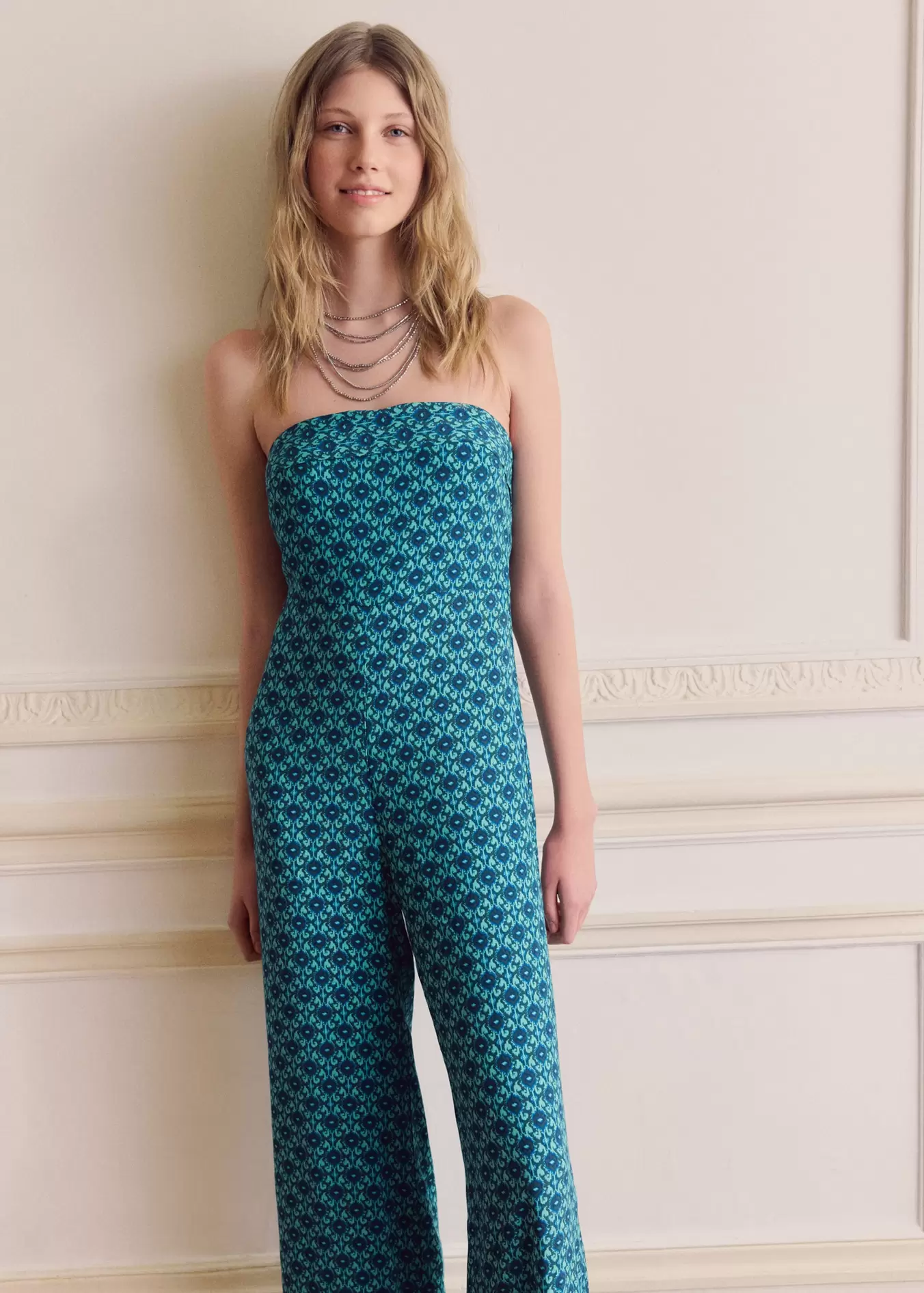 Oferta de Mono estampado lazo por 59,99€ en MANGO