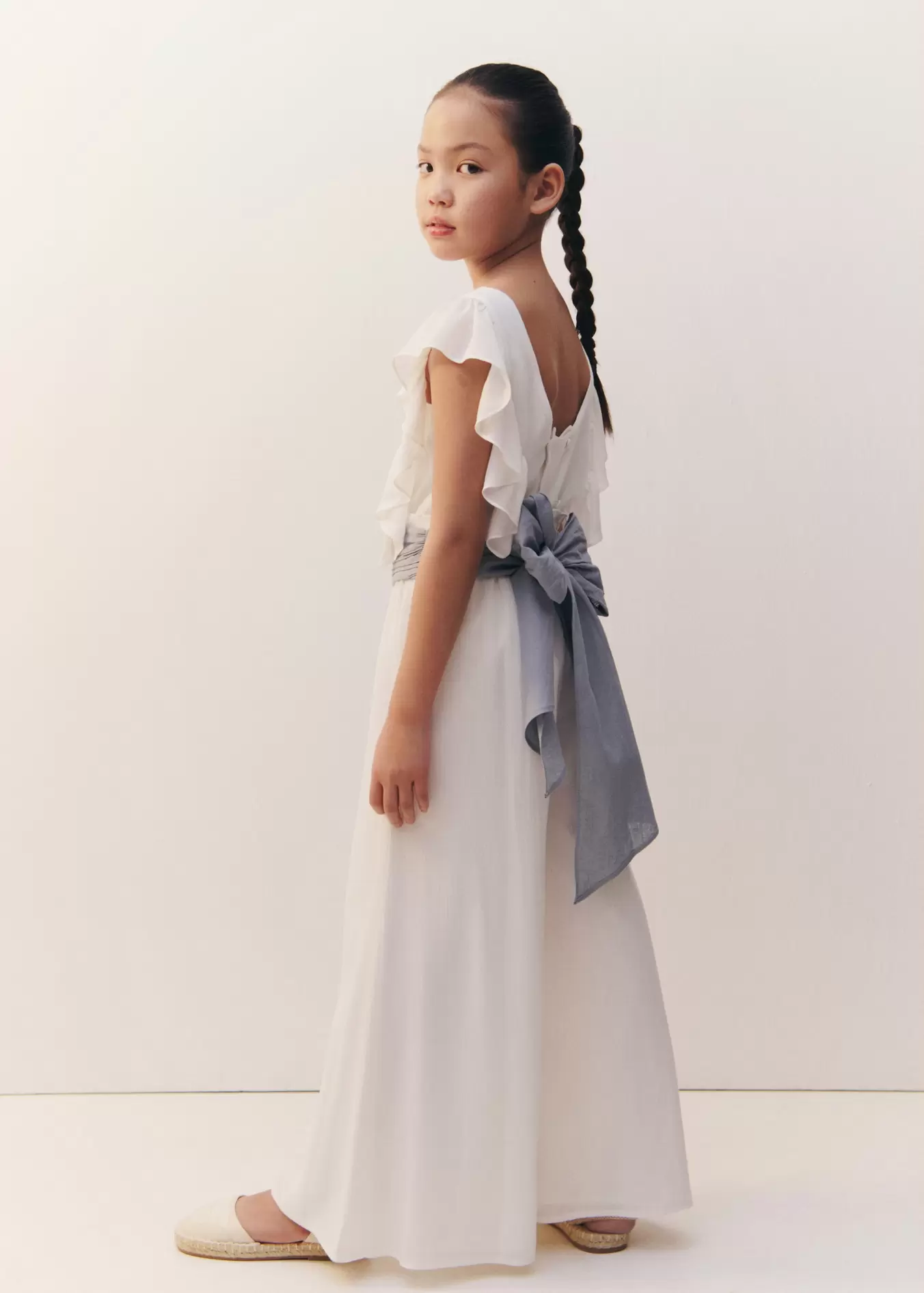 Oferta de Mono largo volantes por 69,99€ en MANGO Kids