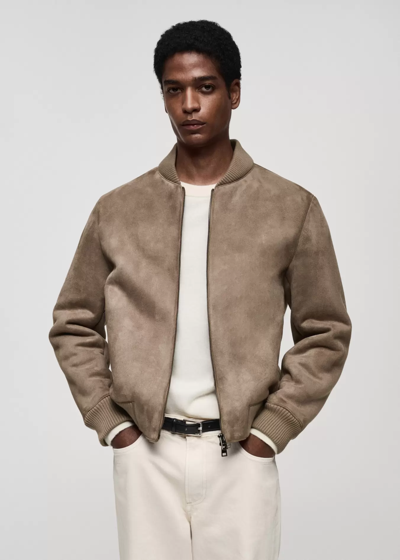 Oferta de Chaqueta bomber efecto ante por 69,99€ en MANGO Man