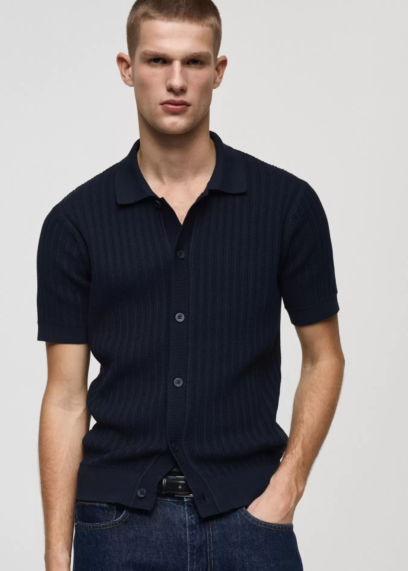 Oferta de Camisa 100% algodón estructura por 39,99€ en MANGO Man