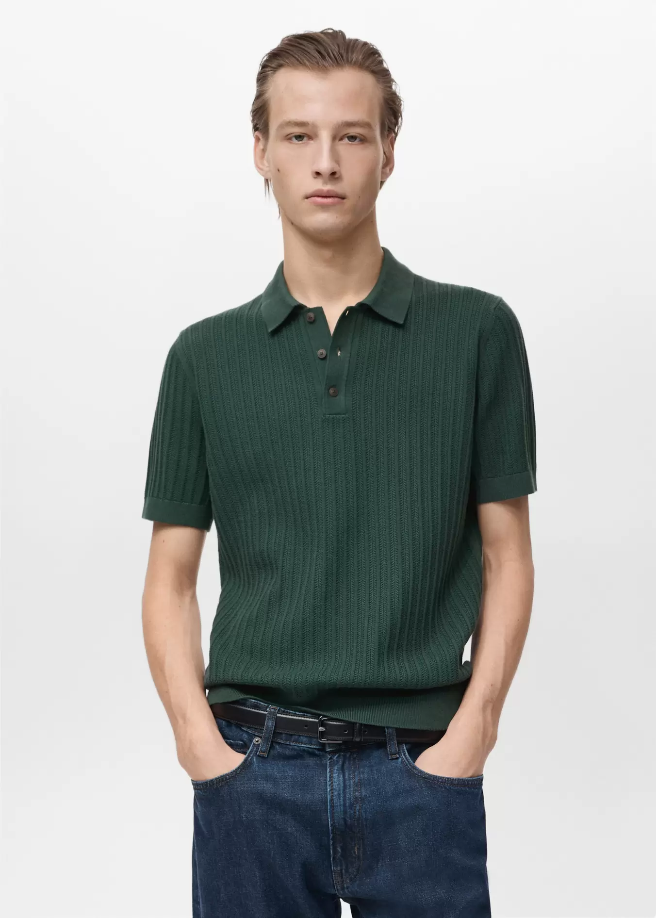 Oferta de Polo punto fino espiga por 29,99€ en MANGO Man